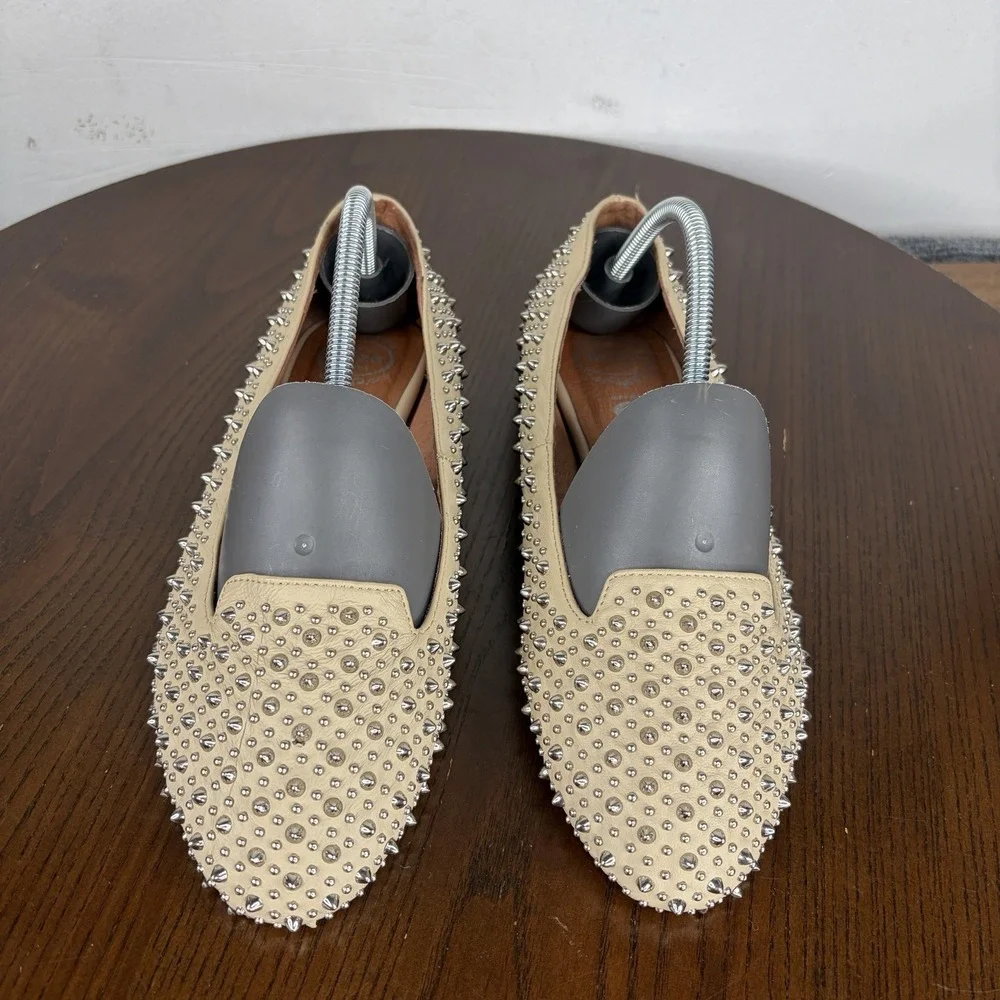 Jeffrey Campbell Martini Loafer Shoes Women's 7.5 Nude Studded Spiked Flats